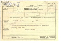 [Telegrama] 1952 dic. 4, Napoli, [Italia] [a] Famiglia Orlando, Roma, [Italia]