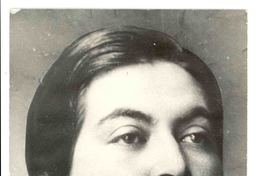 [Retrato de Gabriela, 1922]  [fotografía].
