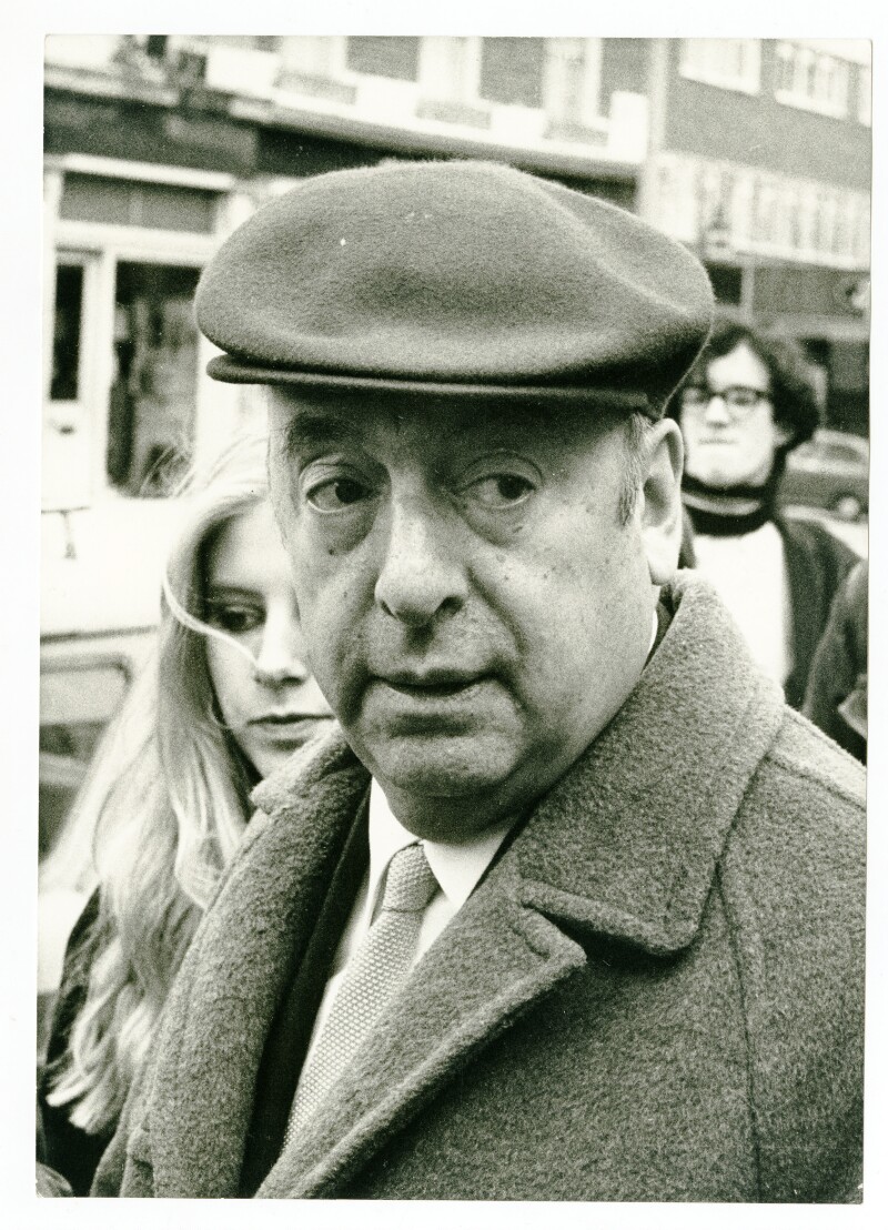 Neruda] [fotografía] Peter - Biblioteca Nacional de Chile