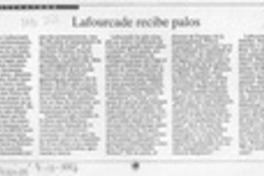 Lafourcade recibe palos  [artículo] Poli Délano.