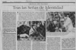 Tras las señas de identidad  [artículo] Juan Andrés Piña.