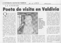 Poeta de visita en Valdivia  [artículo].