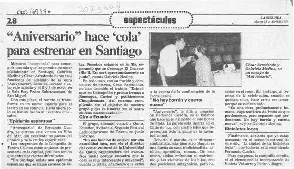"Aniversario" hace "cola" para estrenar en Santiago  [artículo].