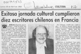 Exitosa jornada cultural cumplieron diez escritores chilenos en Francia  [artículo].