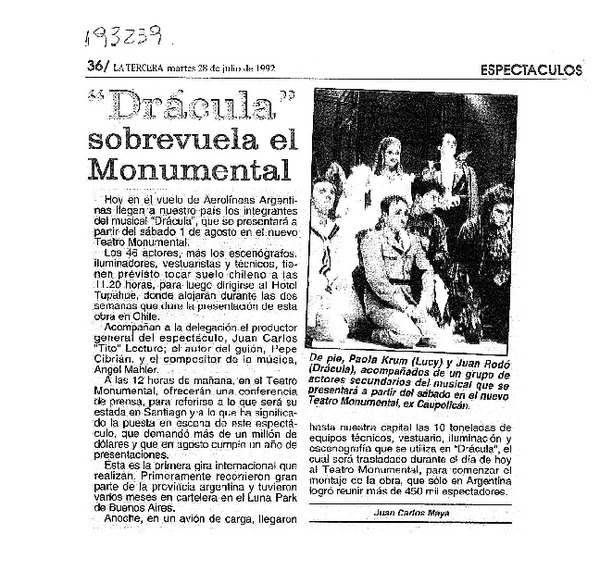 "Drácula" sobrevuela el Monumental  [artículo] Juan Carlos Maya.
