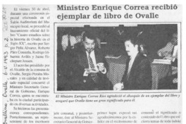 Ministro Enrique Correa recibió ejemplar de libro de Ovalle  [artículo].