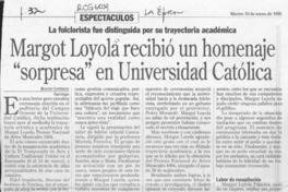Margot Loyola recibió un homenaje "sorpresa" en Universidad Católica  [artículo] Rocío Lineros.