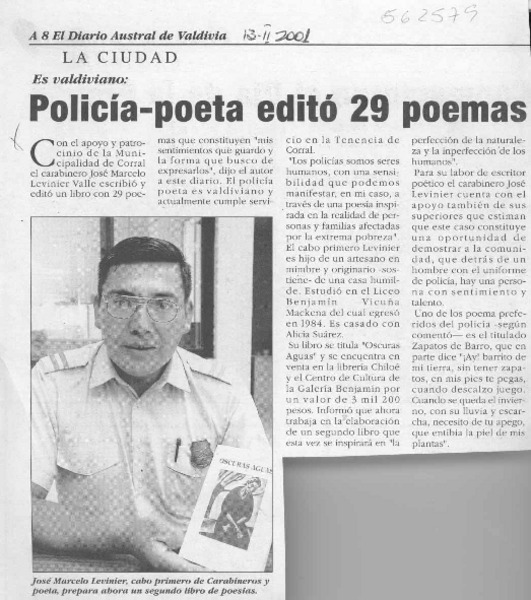 Policia-poeta editó 29 poemas  [artículo]