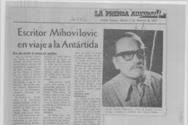 Escritor Mihovilovic en viaje a la Antártida.
