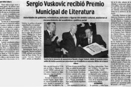 Sergio Vuskovic recibió Premio Municipal de Literatura