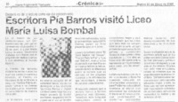Escritores Pía Barros visitó Liceo María Luisa Bombal.