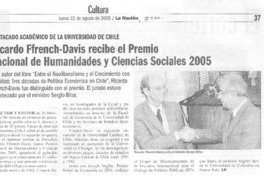 Ricardo Ffrench-Davis recibe el Premio Nacional de Humanidades y Ciencias Sociales 2005.