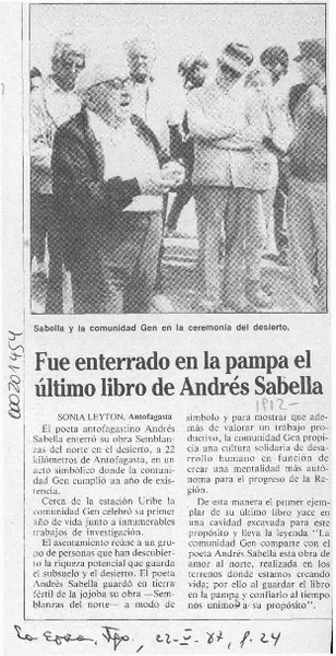Fue enterrado en la pampa el último libro de Andrés Sabella  [artículo] Sonia Leyton.