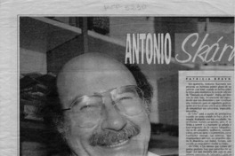 Antonio Skármeta y los "enanos morales"  [artículo] Patricia Bravo.