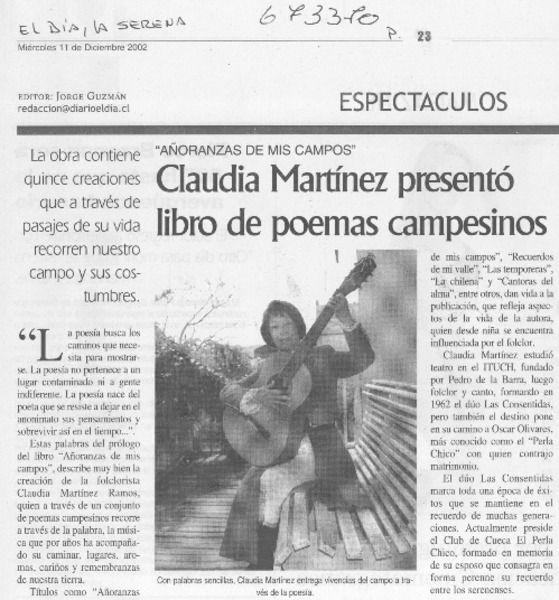 Claudia Martínez presentó libro de poemas campesinos.