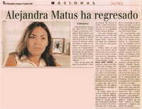 Alejandra Matus ha regresado.