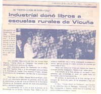 Industrial donó libros a escuelas rurales de Vicuña