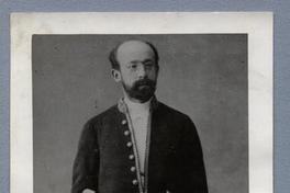 [José Toribio Medina con el uniforme de diplomático cuando era secretario de la Legión de Chile en España en 1885]