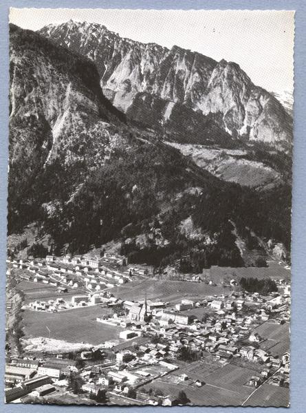 [Vista de pueblo, Tirol]