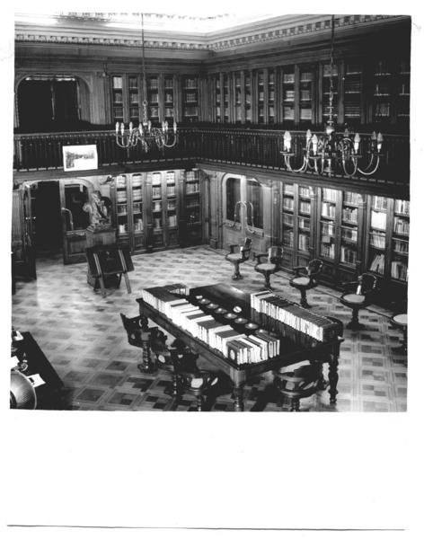 [Biblioteca Nacional. Sala de lectura de la Biblioteca Americana de Diego Barros Arana, vista general]