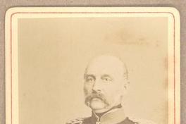 [General Hugo Ewald Graf Von Kirchbach, retrato de medio cuerpo con uniforme]