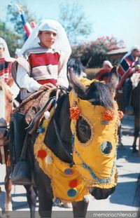 Niño a caballo en la Fiesta de Cuasimodo de Talagante, abril 1997.