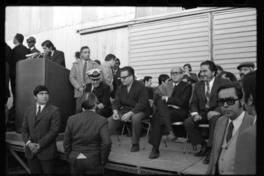[Presidente Allende y su comitiva en primera fila] : Nave Sierra Maestra en Talcahuano