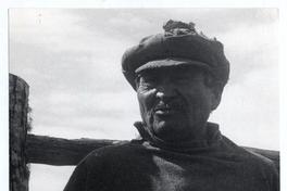 Abuelo Felipe, carpintero de ribera, Ona de la isla Navarino, Canal Beagle