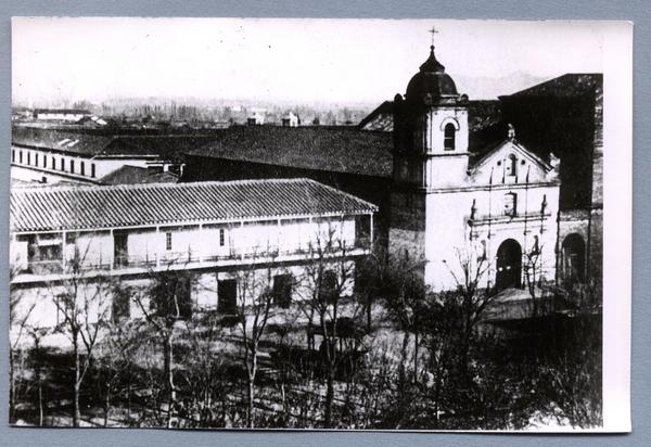 [Iglesia y convento del Instituto Nacional de Santiago : Alameda y esquina Arturo Prat]