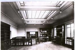 [Biblioteca Nacional 1922. Salones interiores, sección chilena]