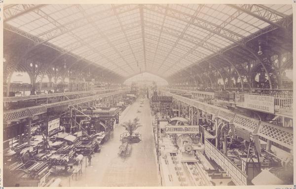 [Album de la Exposición Universal de París de 1889 : Galería de las máquinas]