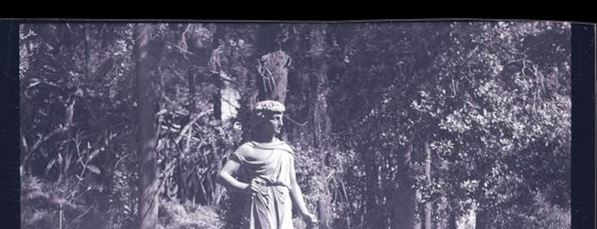 [Escultura del Parque de Lota]