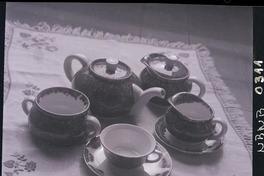 [Juego de té]