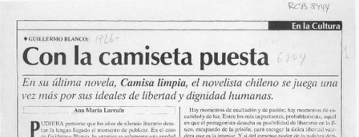 Con la camiseta puesta  [artículo] Ana María Larraín.