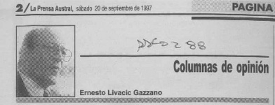 Libros magallánicos, suma y sigue  [artículo] Ernesto LIvacic Gazzano.