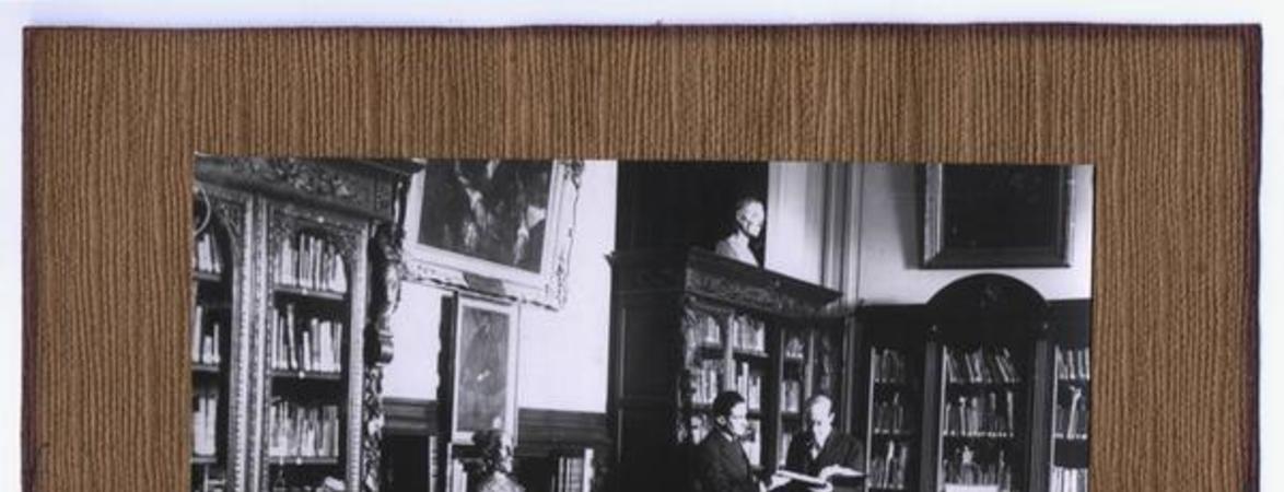 Guillermo Feliú Cruz [Conservador vitalicio de la Biblioteca Americana, hoy, Sala Medina, y otro]