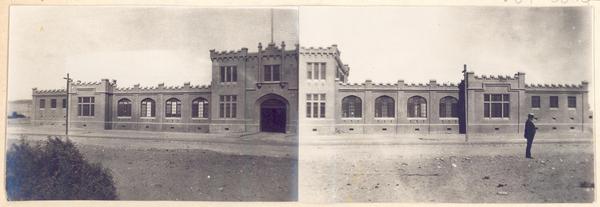 [Frontis del Regimiento reforzado N° 1 Rancagua]