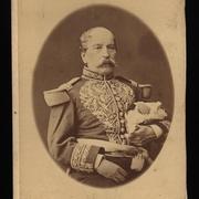 [Justo Arteaga Cuevas, retrato de medio cuerpo con uniforme]