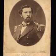 [Manuel Joaquín Orella Echánez, Teniente, Segundo Comandante de la Corbeta "Covadonga", retrato de medio cuerpo con uniforme]