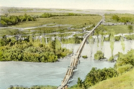 Puente sobre el río Mulchen.