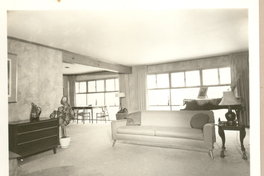 [La casa de Gabriela Mistral en Roslyn Harbor en New York]  [fotografía].