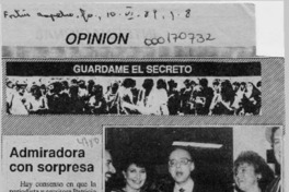 Admiradora con sorpresa  [artículo].