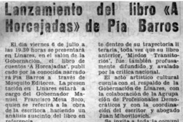 Lanzamiento del libro "A horcajadas" de Pía Barros Lanzamiento del libro "A horcajadas" de Pía Barros