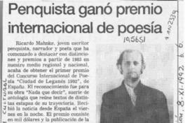 Penquista ganó premio internacional de poesía  [artículo].