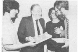 Campos Menéndez viajó al corazón de su literatura  [artículo].