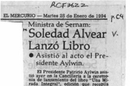 Soledad Alvear lanzó libro  [artículo].
