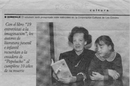 Marcela Paz vive en la obra de sus amigos  [artículo] Angélica Rivera.