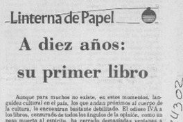 A diez años, su primer libro.