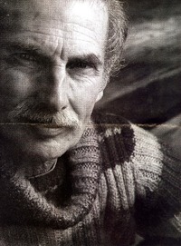 Me emociona mucho ser papá"  [artículo] Ximena Urrejola B.