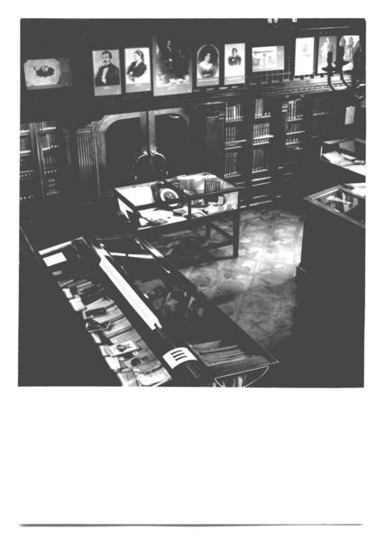 [Biblioteca Nacional, interior]